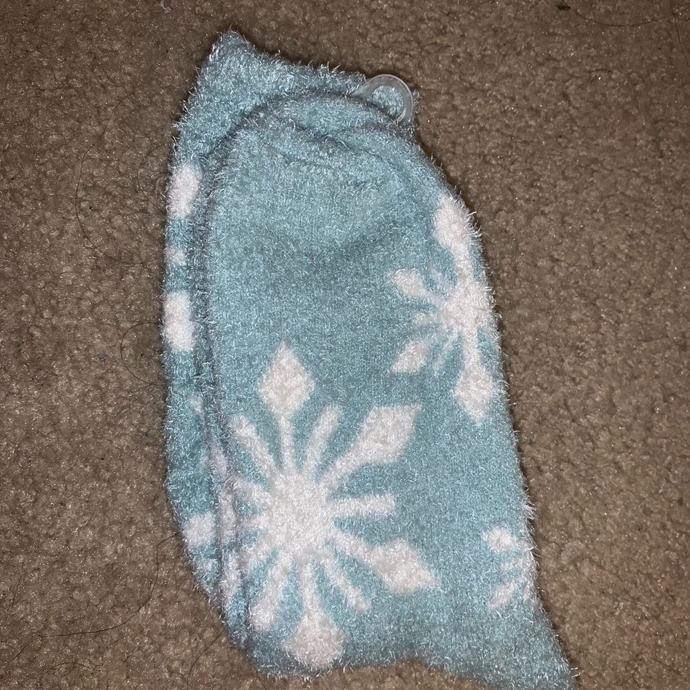 fuzzy socks - Picture 2 of 3